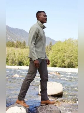 Eddie Bauer Rainier Cargo Travel Pants
